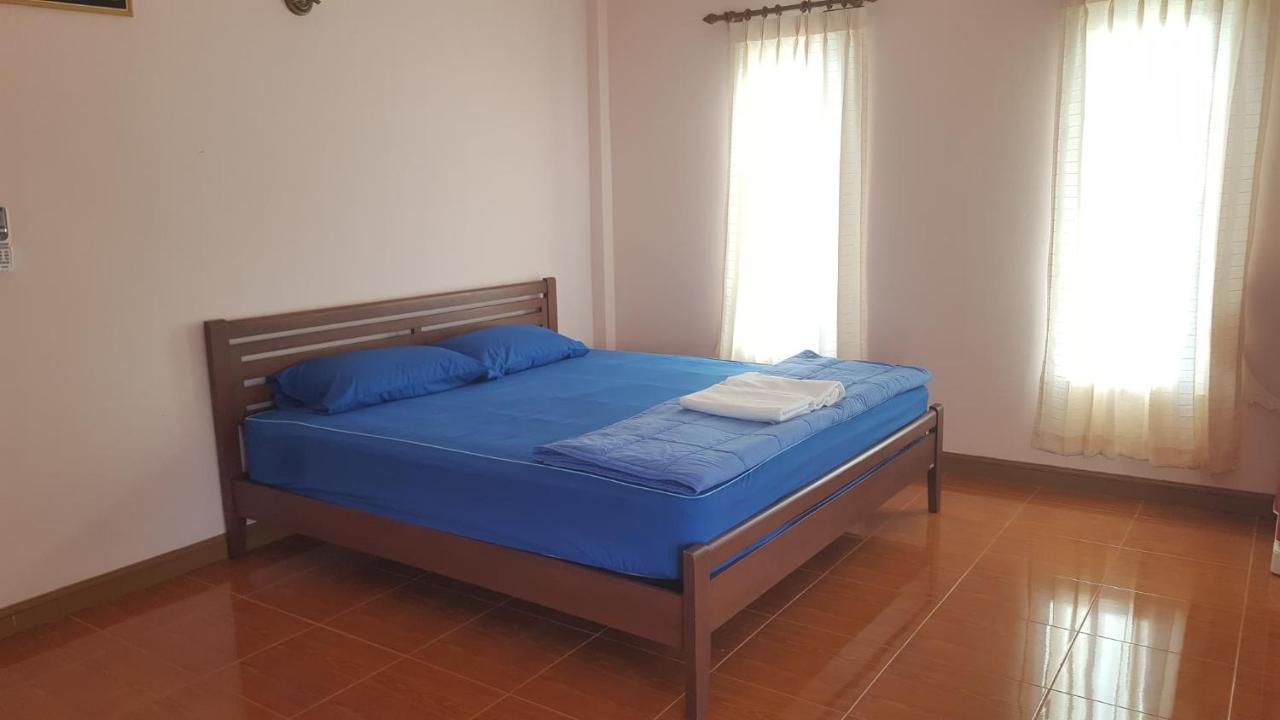 Phatra Hostel Thongsala Exterior photo