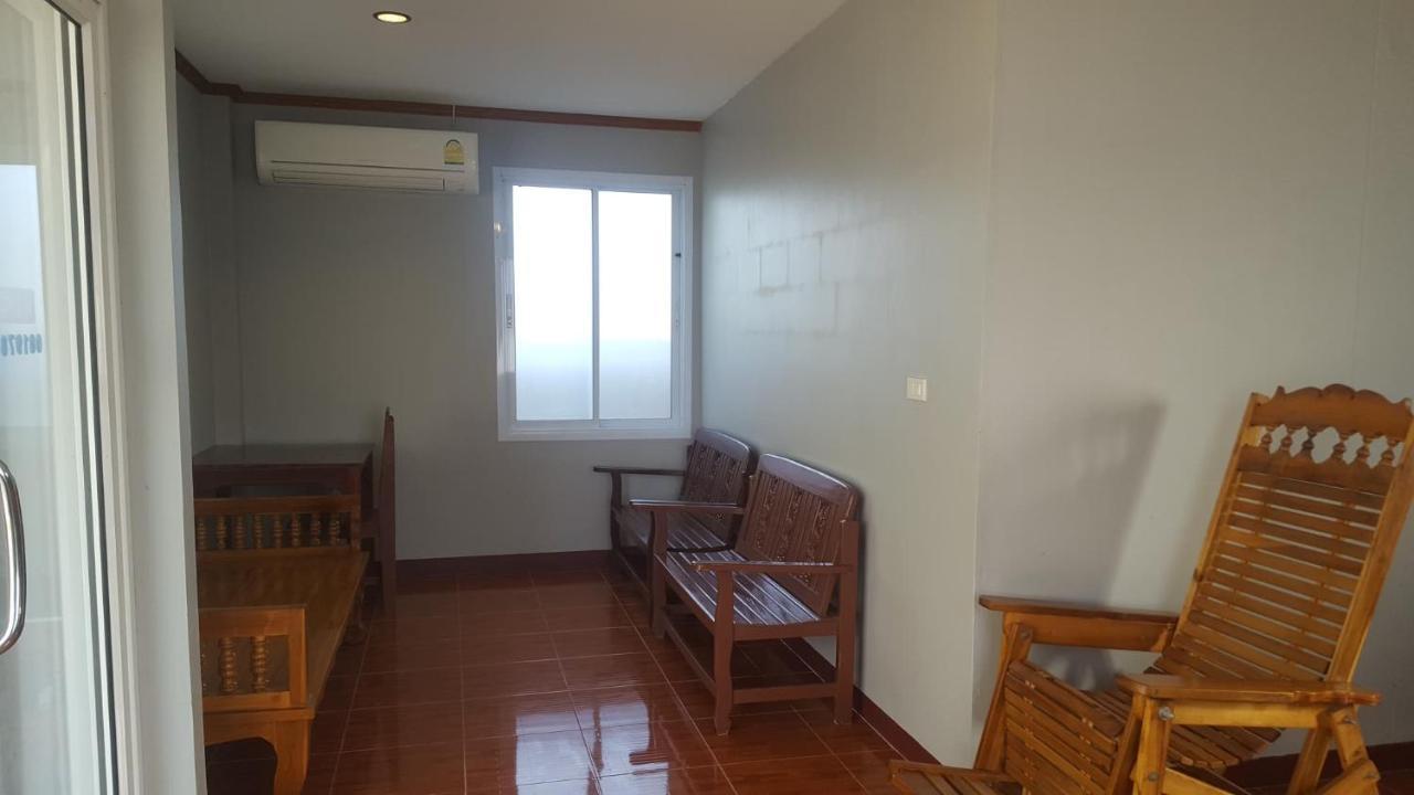 Phatra Hostel Thongsala Exterior photo