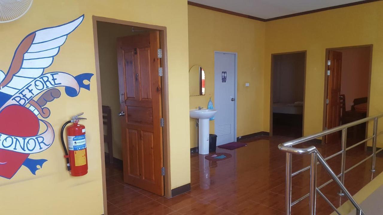 Phatra Hostel Thongsala Exterior photo