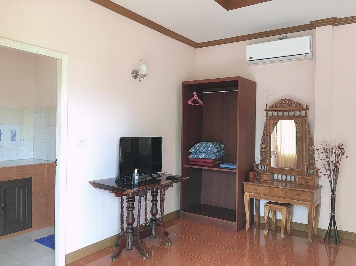 Phatra Hostel Thongsala Exterior photo