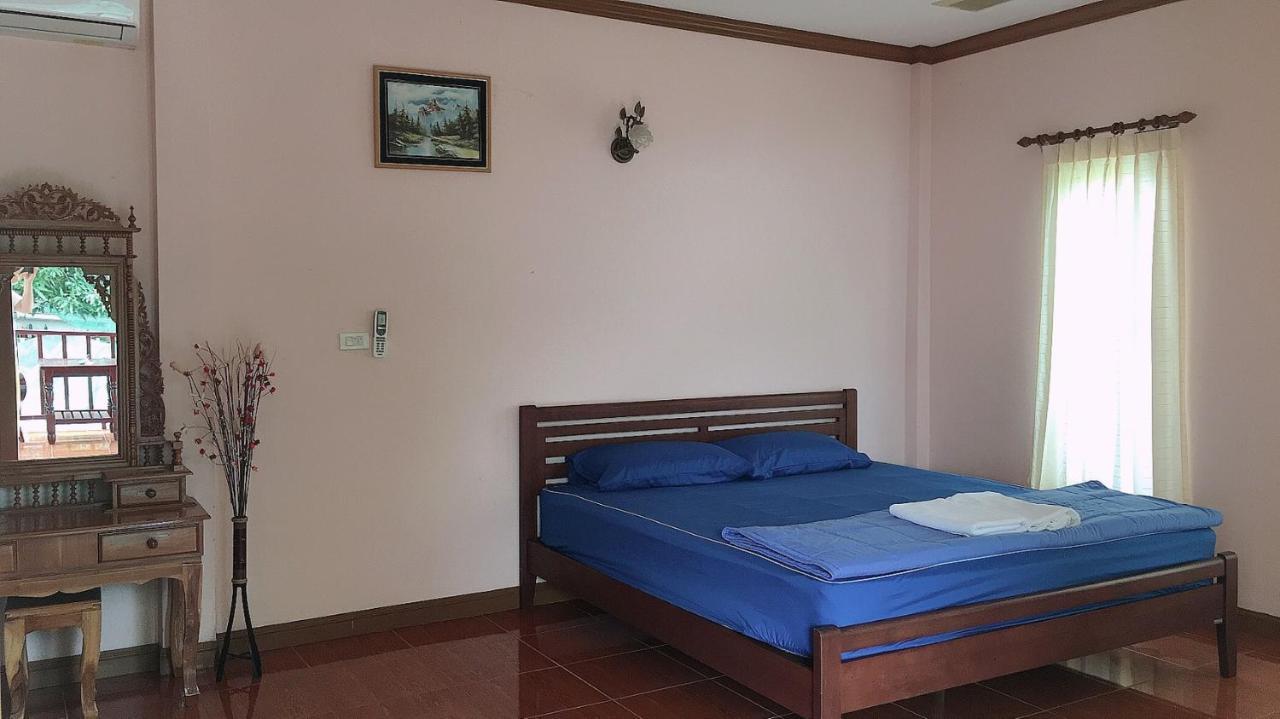 Phatra Hostel Thongsala Exterior photo