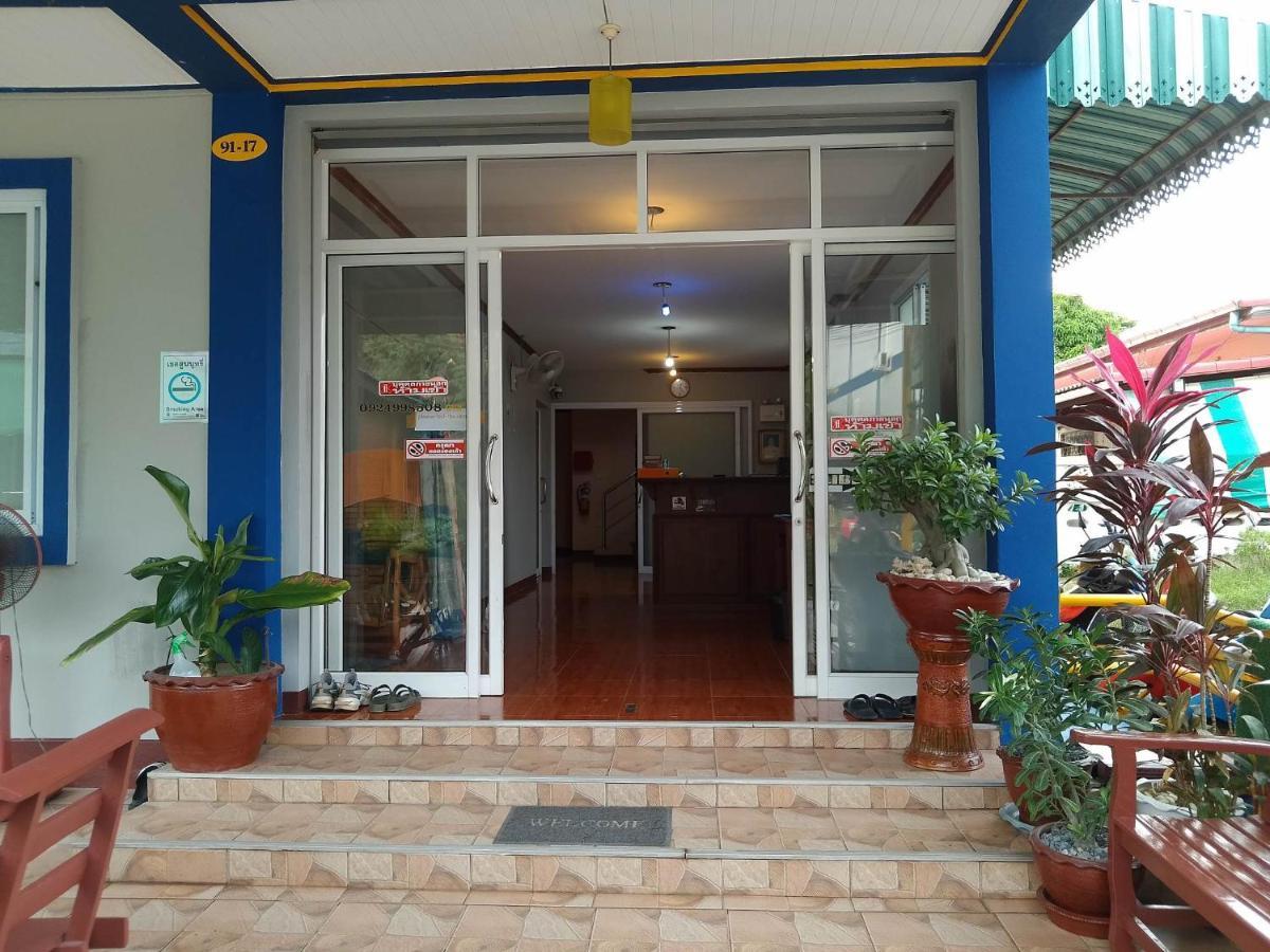 Phatra Hostel Thongsala Exterior photo