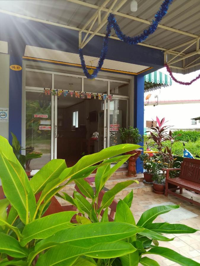Phatra Hostel Thongsala Exterior photo